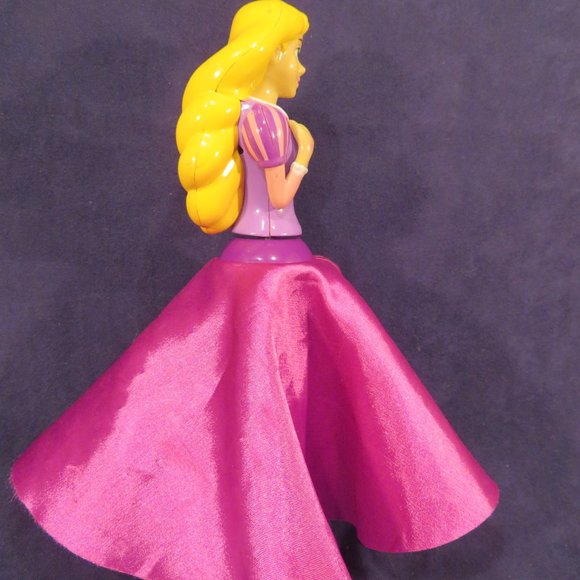 Disney Rapunzel Fundango Figure Battery Operated (Y12) - Picture 5 of 7